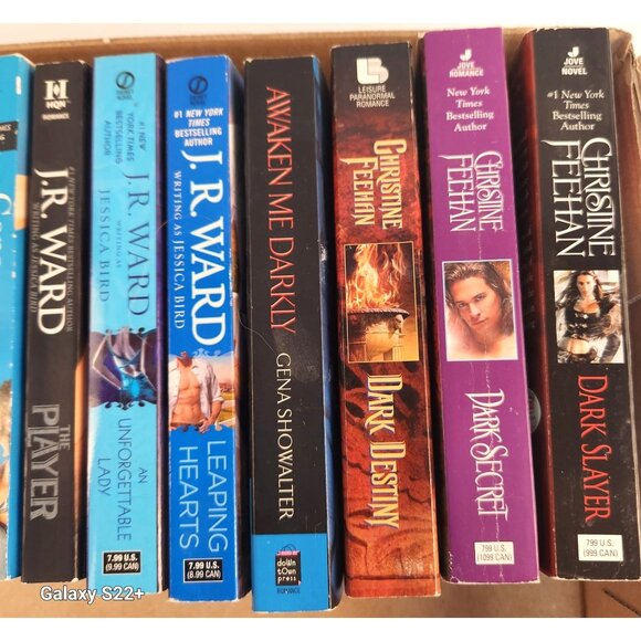 Mixed Lot Of 16 Romance Paperback Novels By Suzanne Brockmann Gena Showalter J.R - Picture 4 of 6